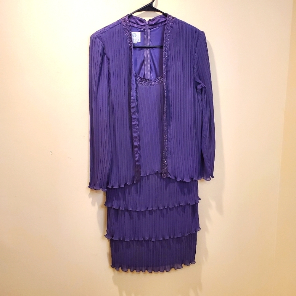 Patra purple vintage Women's Costum Grandma midi formal  dress Size 14